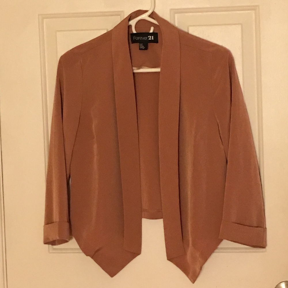 Mauve blazer.