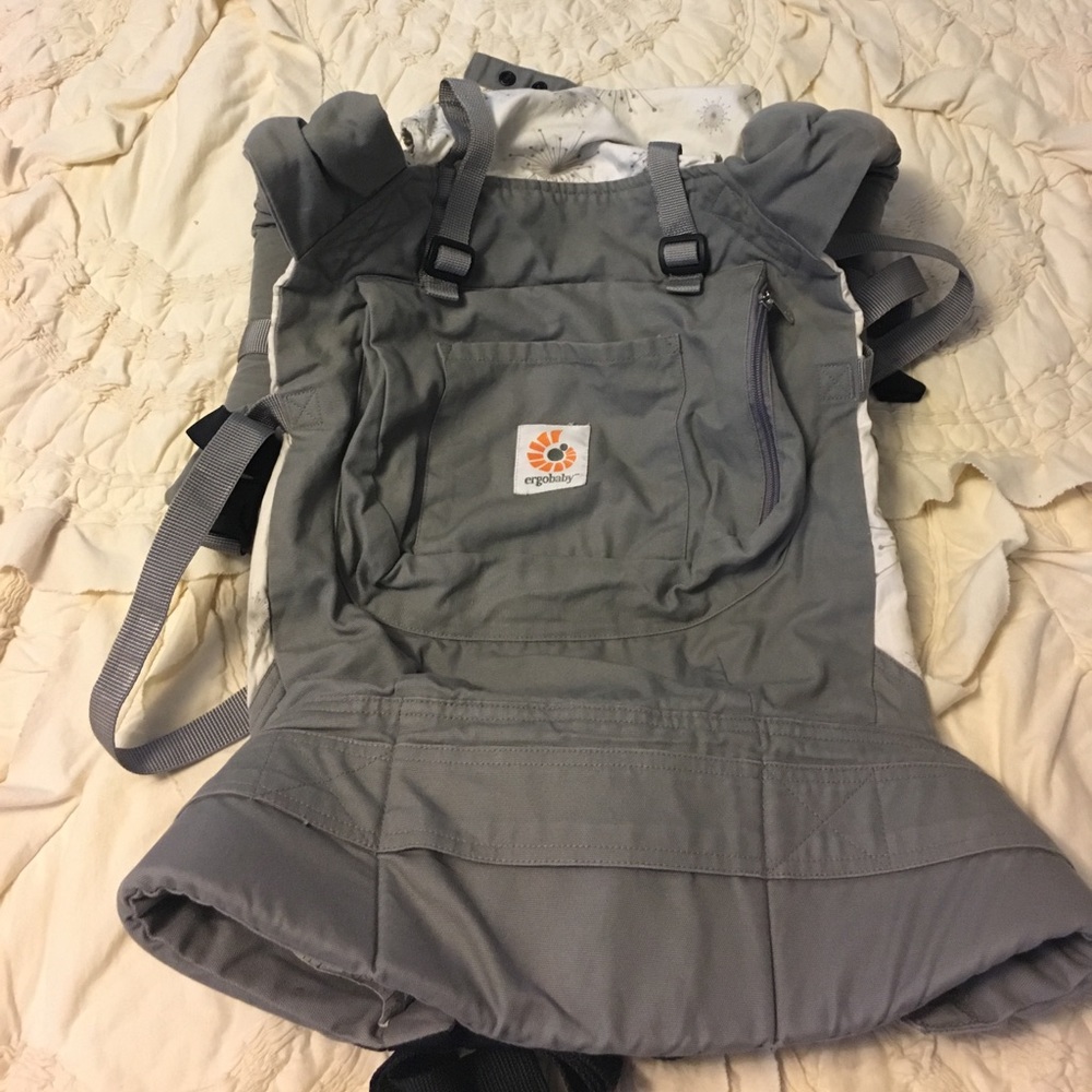 Ergo Baby Carrier in Grey