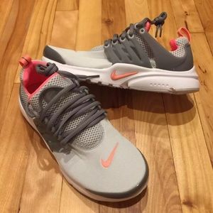 Women's Nike Presto size 6
