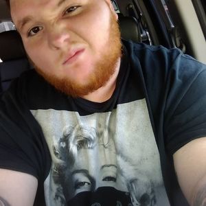 Meet your Posher, Aaron