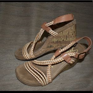 Strappy wedge SZ8