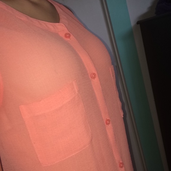 AEO Cute Coral Pink Button Up Tank - Picture 2 of 3