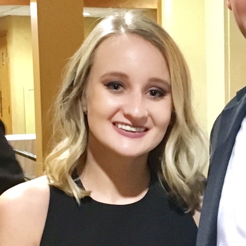 Meet your Posher, Emily