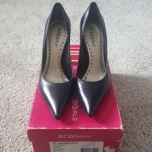BCBGirls Black pumps