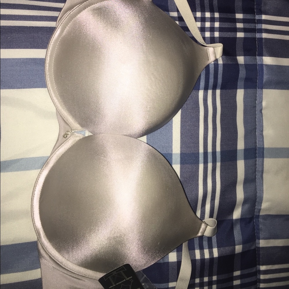 Fredericks of Hollywood Bra 34dd Moonbeam