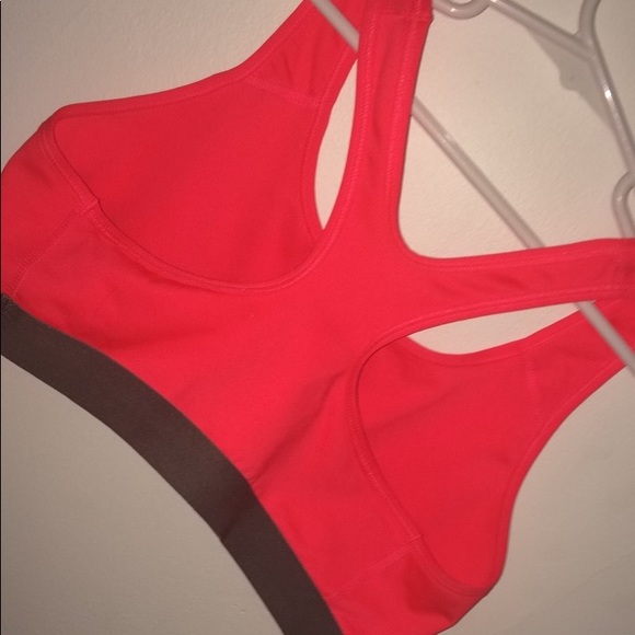 Nike DriFit Sports Bra - Picture 3 of 3