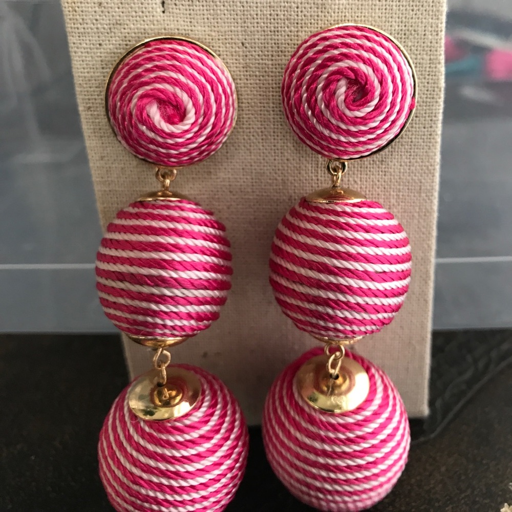Ball earrings