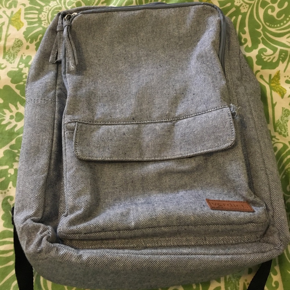 Verdict Grey Spacious Laptop Backpack