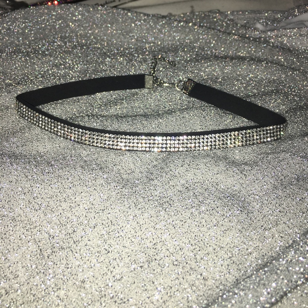 Diamond choker necklace