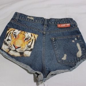 The Laundry Room Big Cat Shorts