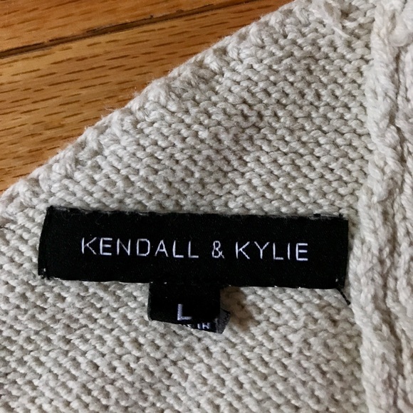 Kendall & Kylie Knit Halter Top - Picture 3 of 3