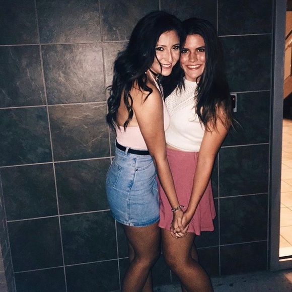 Kendall & Kylie Knit Halter Top - Picture 2 of 3