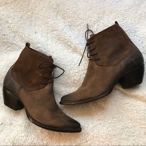 Frye Sacha Chukka Ankle Boot