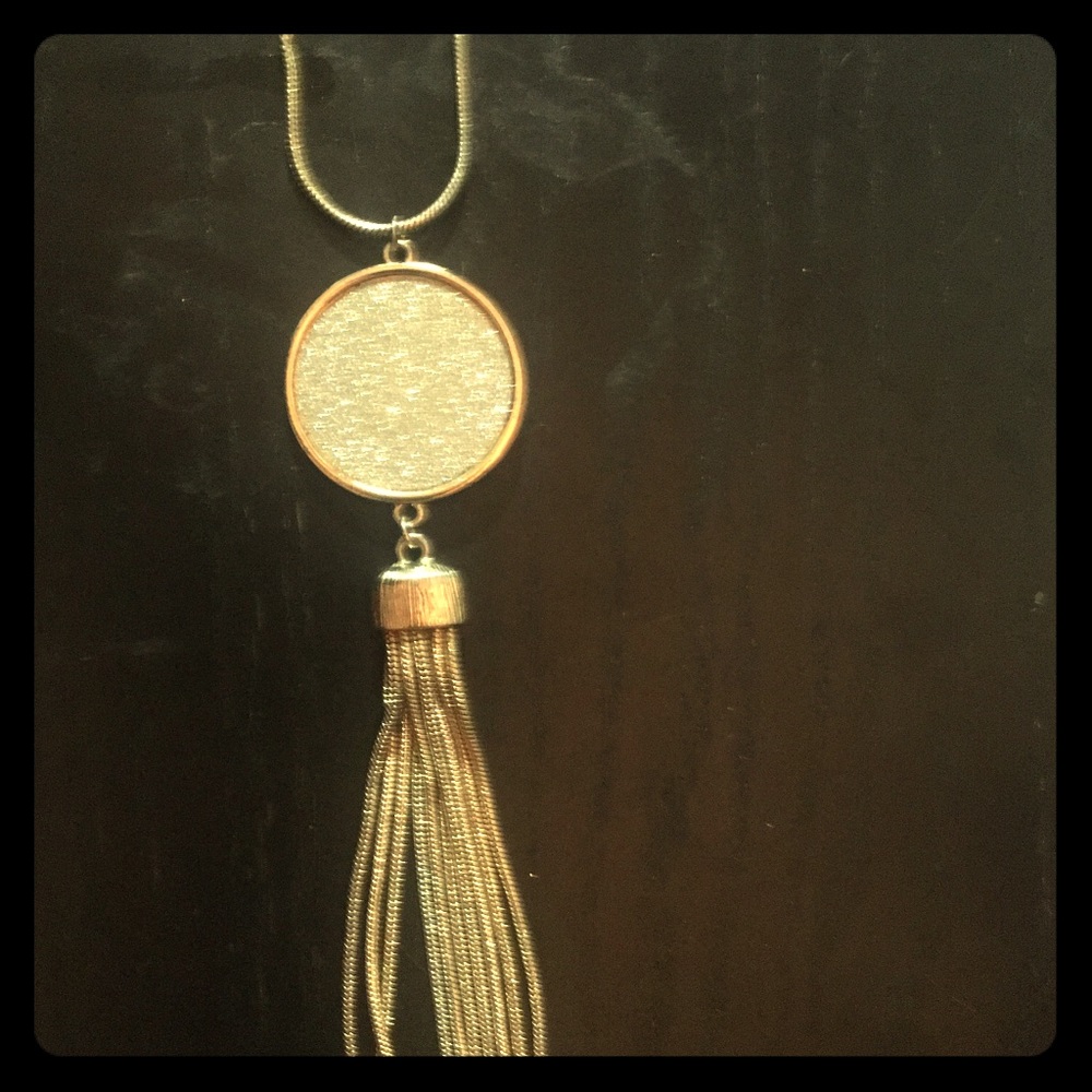 Glitter Centerpiece Necklace