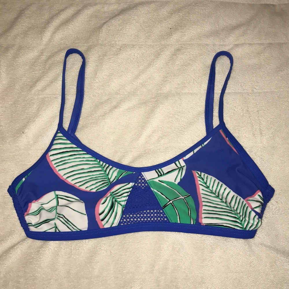 AE Tropical 🌴 themed scoop-neck swim top