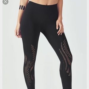 NWT • Fabletics • Ishani • Leggings
