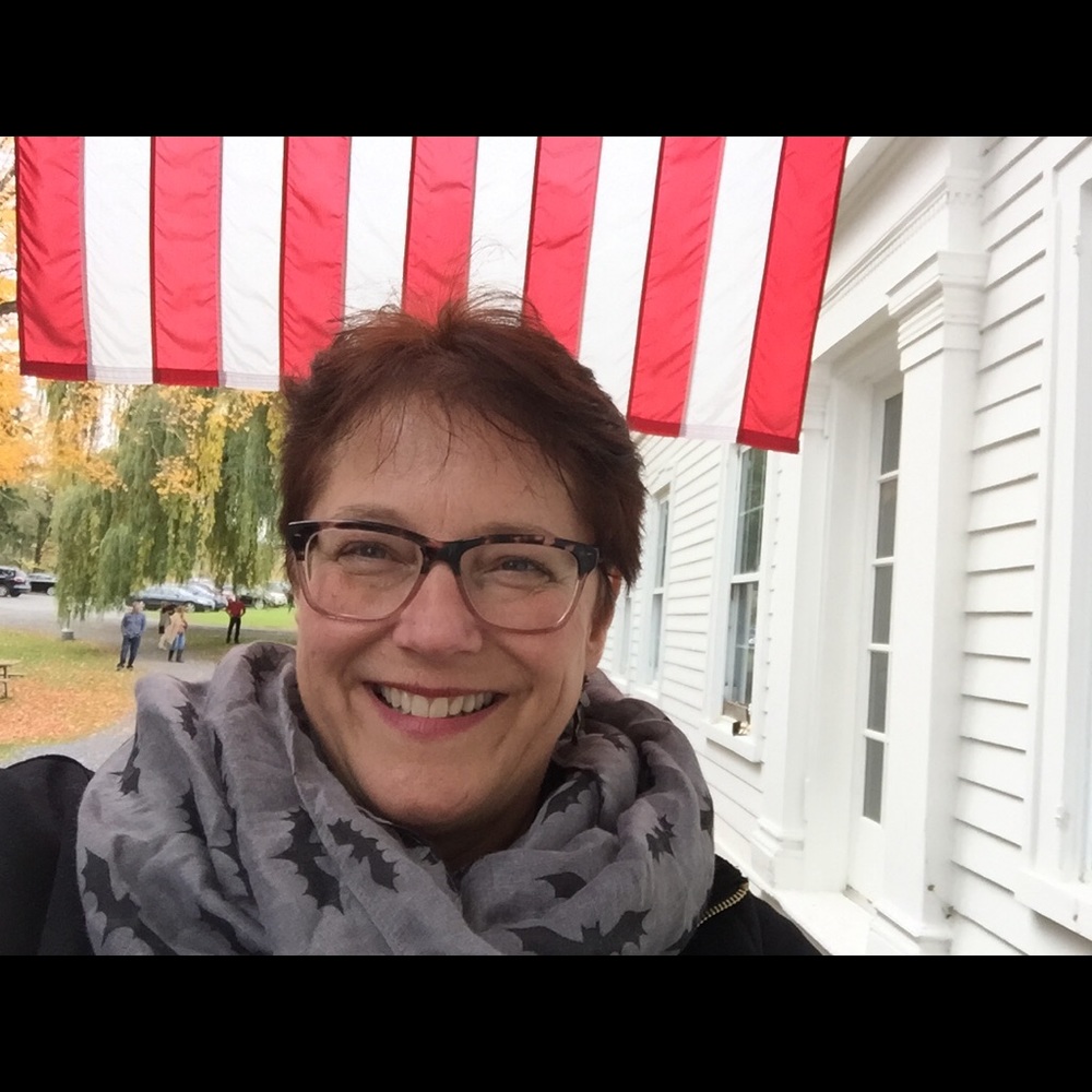 Meet your Posher, Andrea