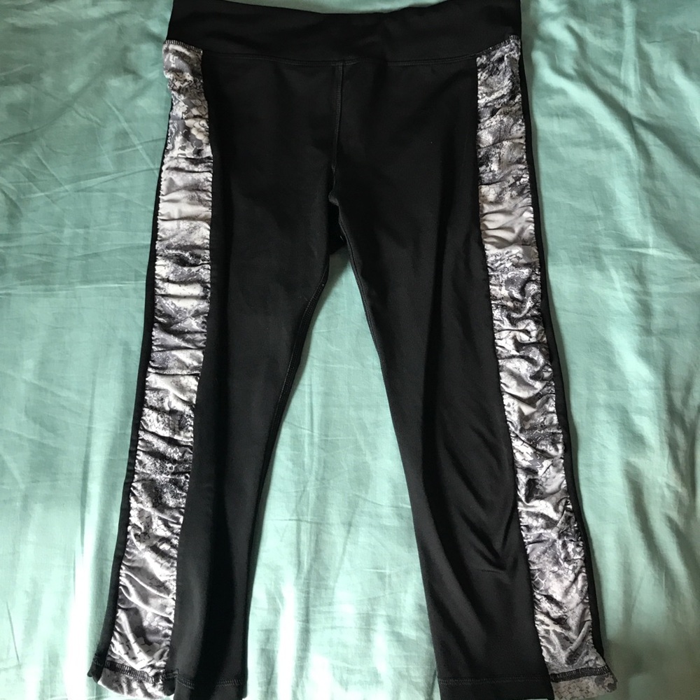 Marc NY • Black Cropped Leggings