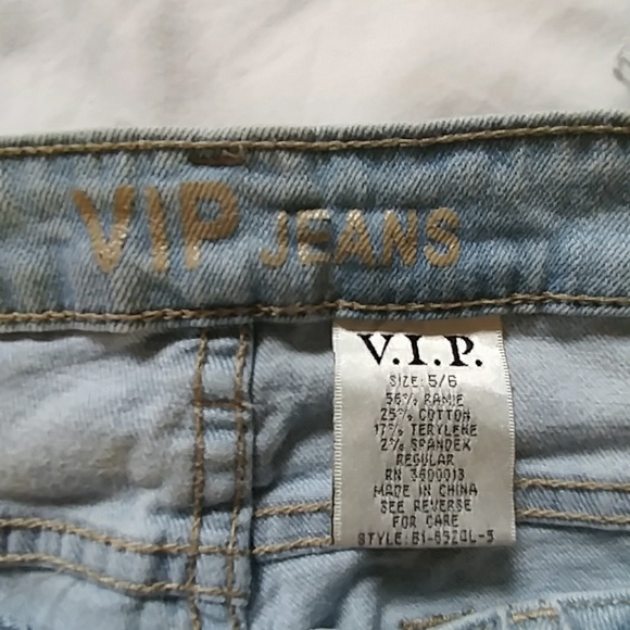 V.I.P. Jeans - Picture 6 of 7