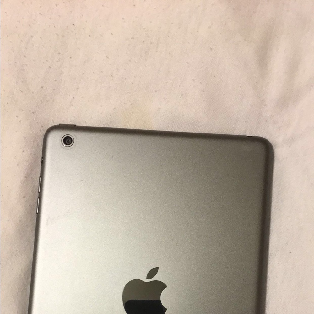 Ipad Mini - image 2