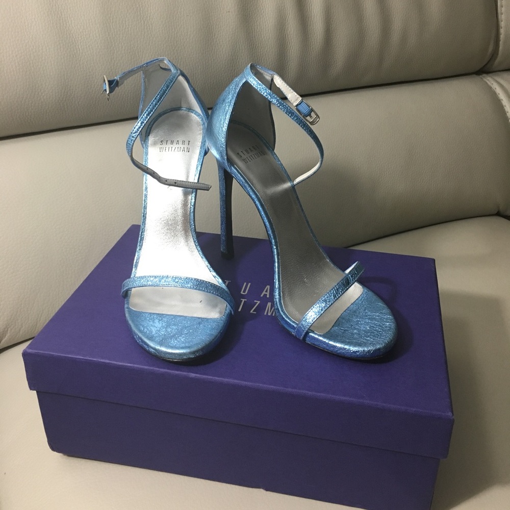 Stuart Weitzman Nudist