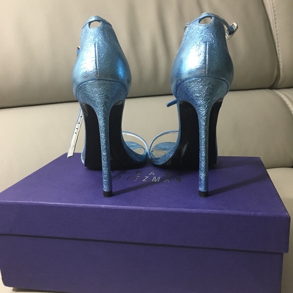 Stuart Weitzman Nudist - Picture 2 of 4