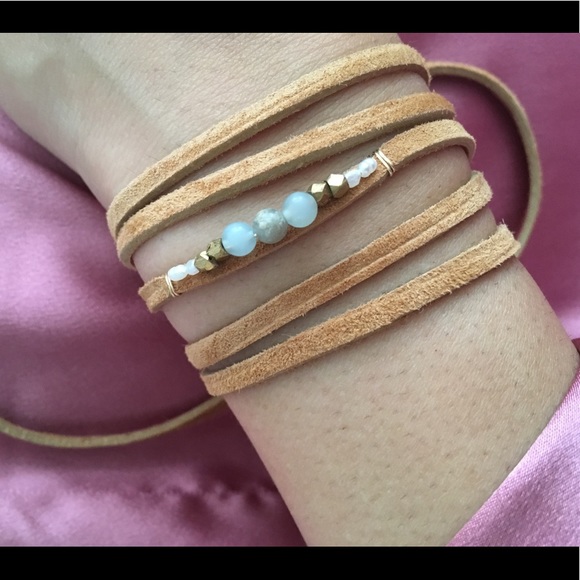 Handmade leather wrap bracelet/choker - Picture 1 of 5