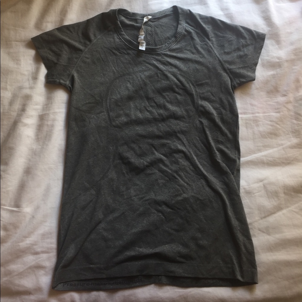 Lululemon- swiftly tech crewneck tee