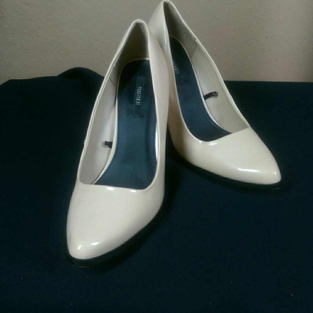 Heels/shoes