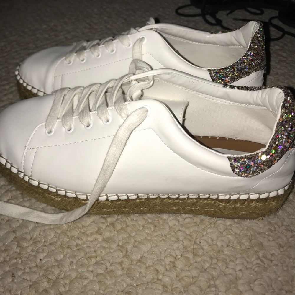 Steve Madden Juno White