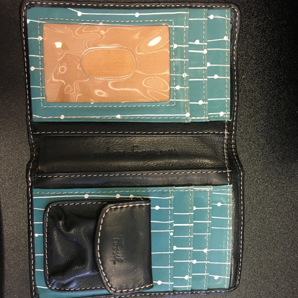 Fossil wallet, great condition!