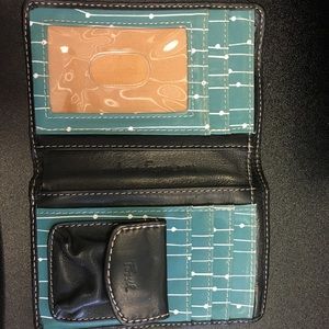 Fossil wallet, great condition!