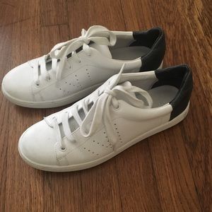VINCE women's size 6 leather and denim sneakers