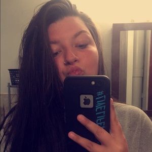 Meet your Posher, Savannah