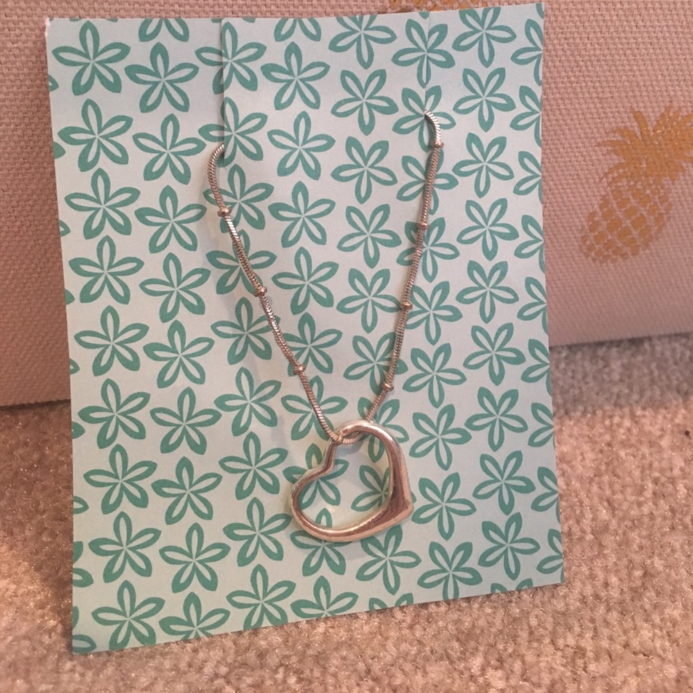 Heart necklace - Never worn