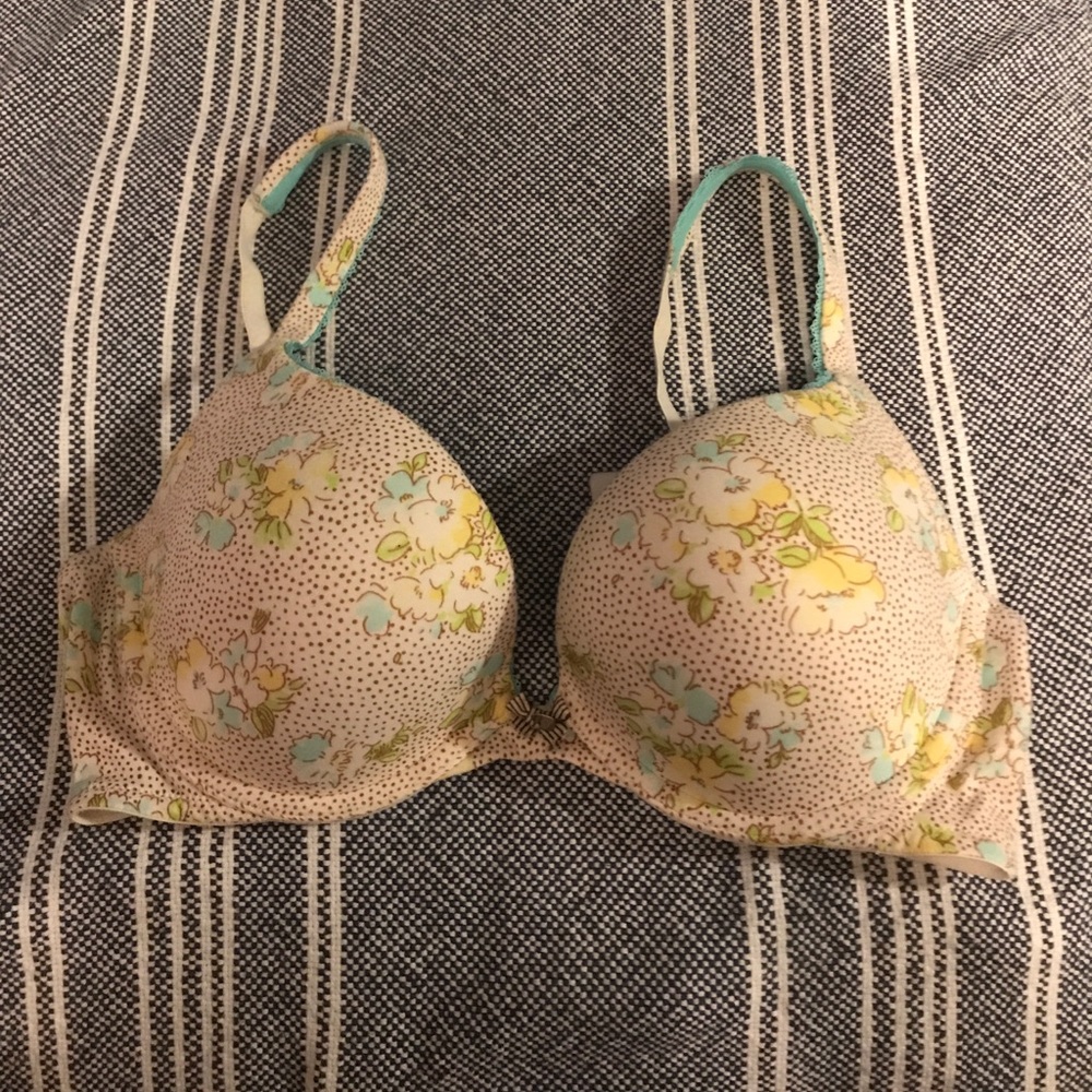 Victoria Secret- Body by Victoria Push Up