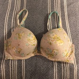 Victoria Secret- Body by Victoria Push Up