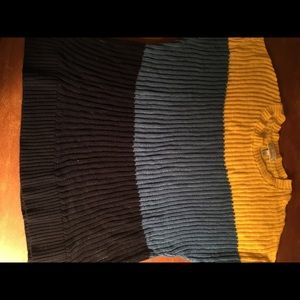 Short sleeved business casual sweater