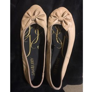 Nude Sam and Libby flats