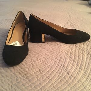 Black suede block heel pumps sz 7