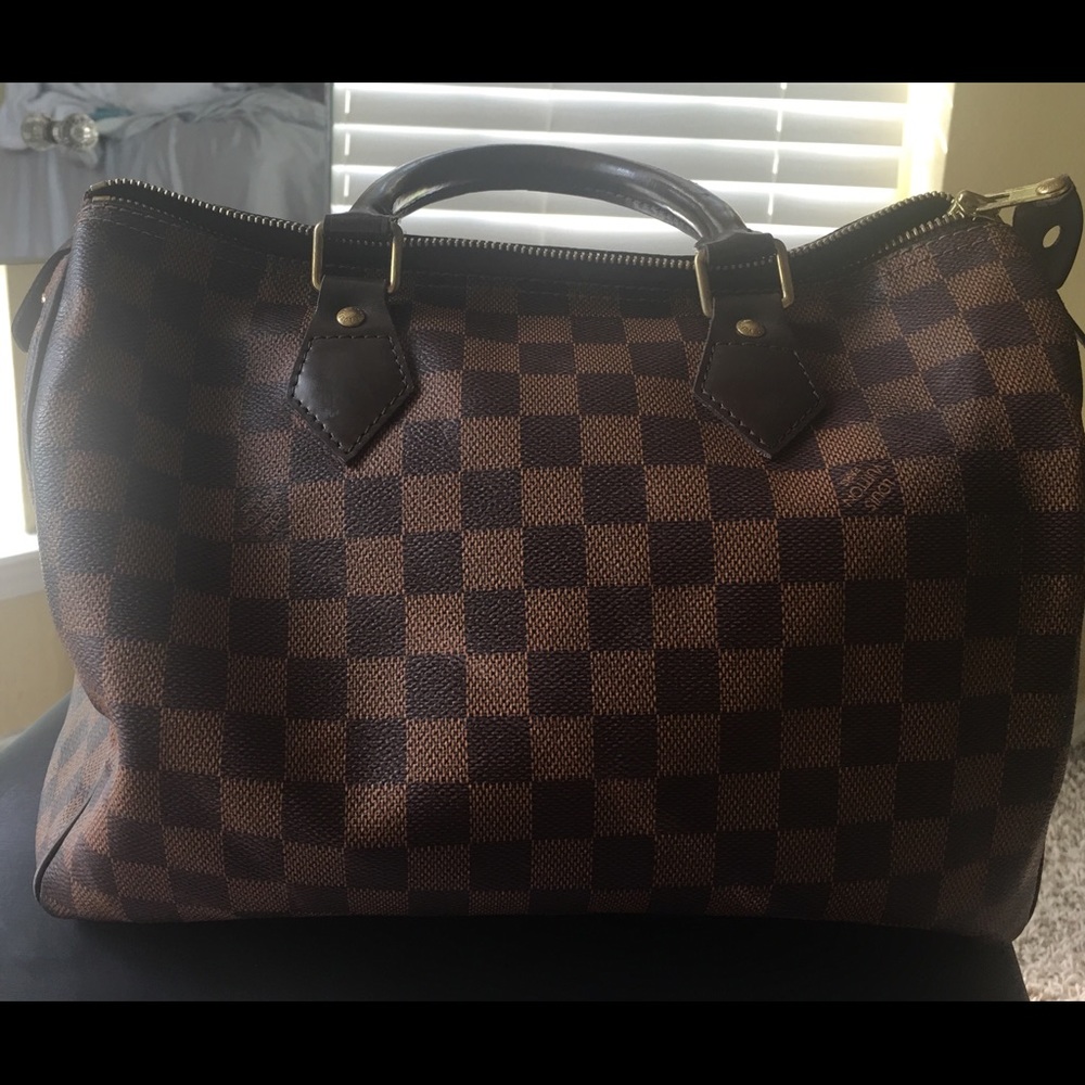 Louis Vuitton Speedy 30
