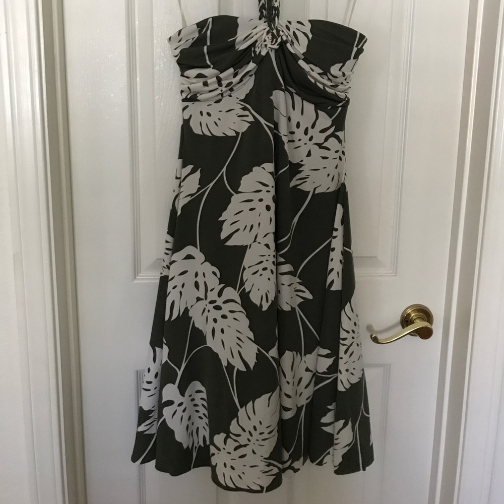 Tropical leaves dress