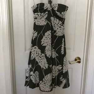 Tropical leaves dress