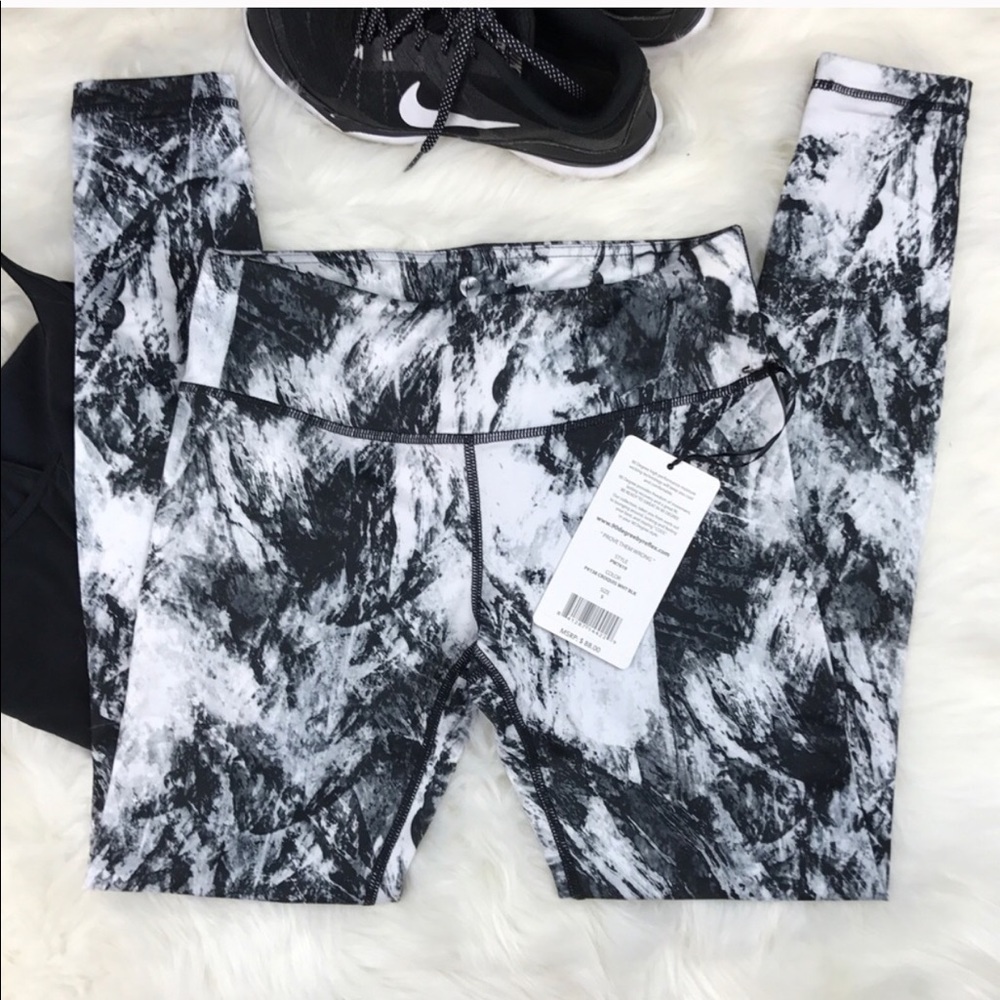 NWT 90 Degree Performance Legging
