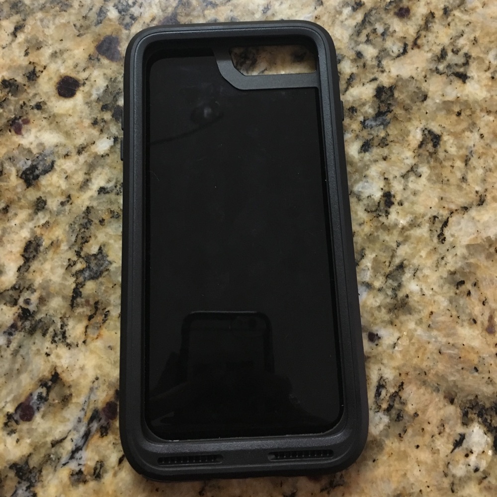 Otter box iPhone 7 plus case.