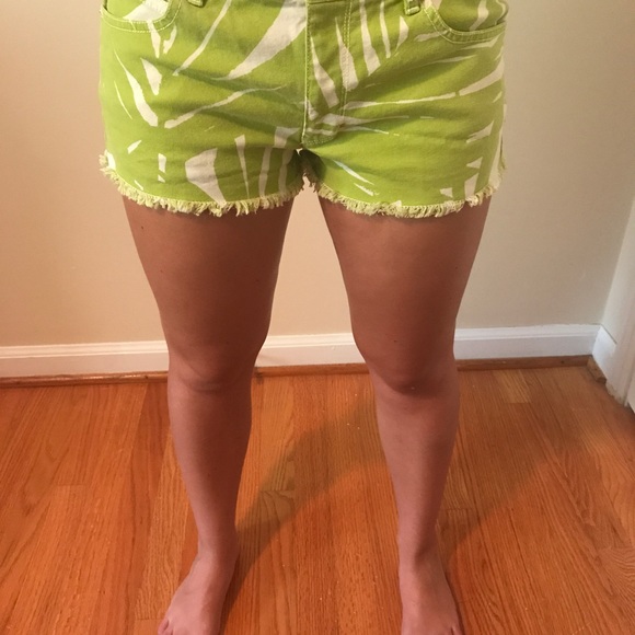 casual printed shorts - Picture 2 of 3