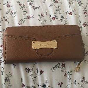 Brown/Tan Michael Kors Wallet