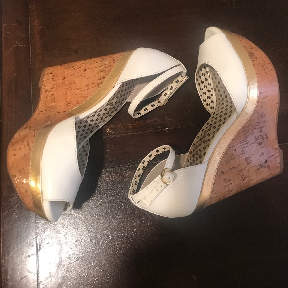 Jessica Simpson Wedges