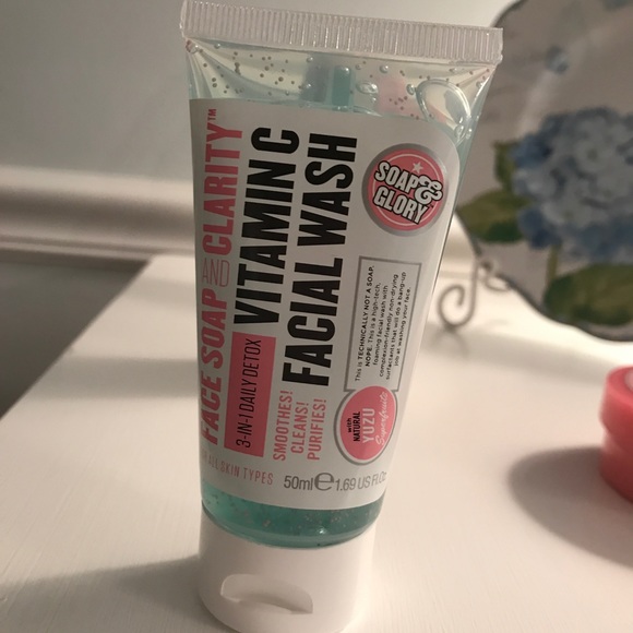 Soap and Glory Bath Set - Picture 4 of 7
