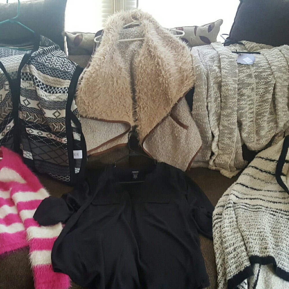 6 sweaters xlg